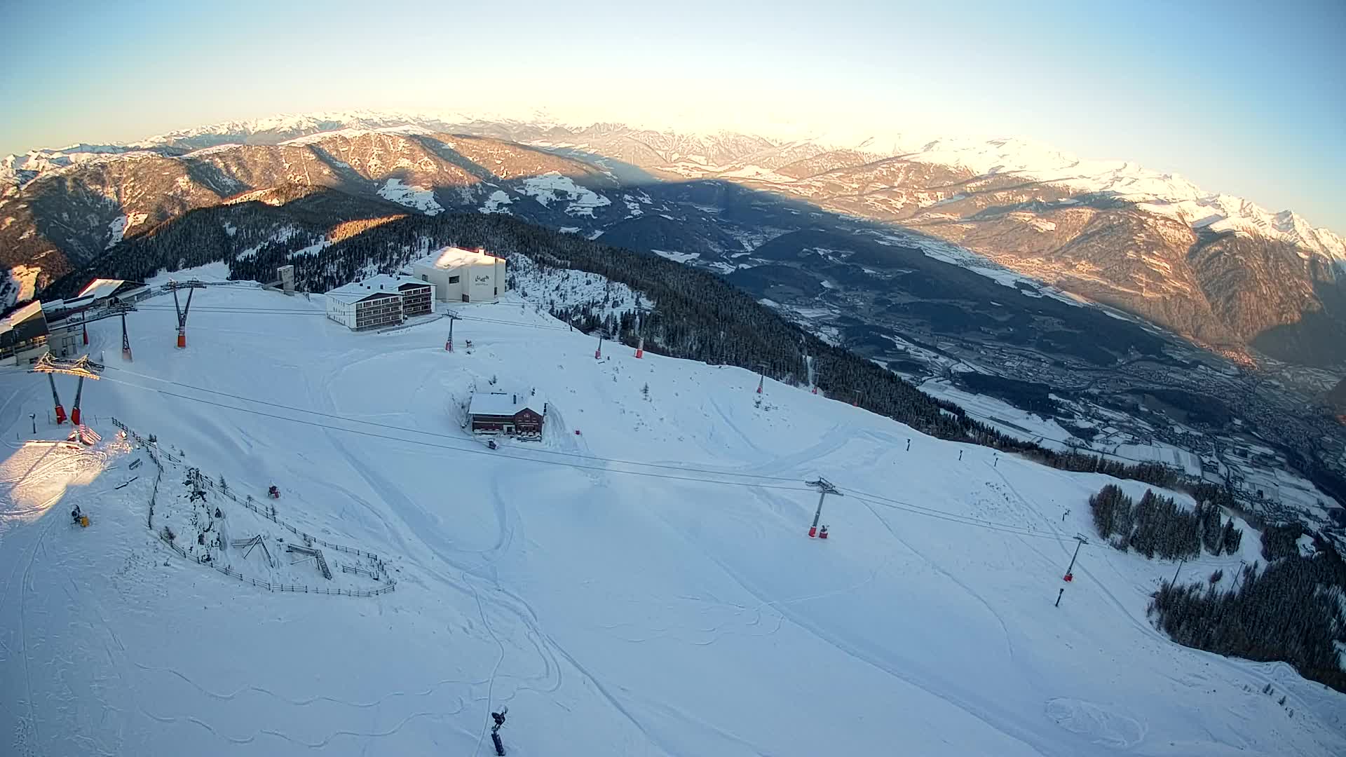 Stazione sciistica di Plan de Corones | vista su Brunico