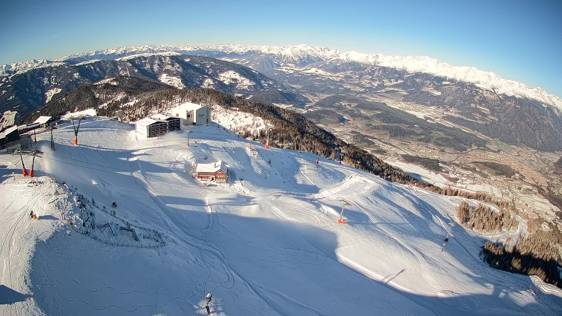 Skigebiet Kronplatz Gipfel | Blick auf Bruneck