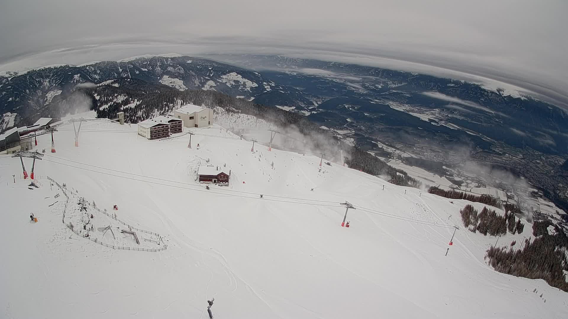 Station de ski Kronplatz sommet | vue sur Brunico