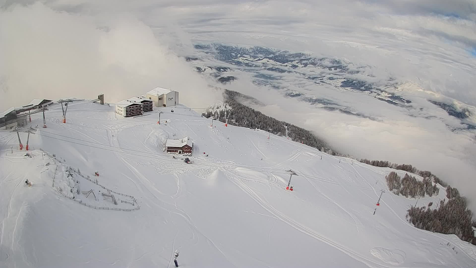 Station de ski Kronplatz sommet | vue sur Brunico