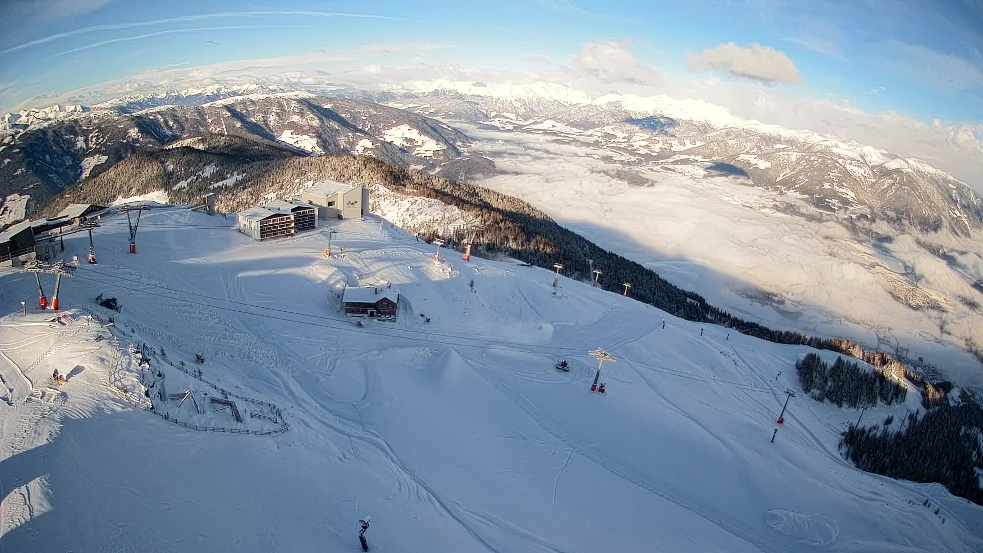 Skigebiet Kronplatz Gipfel | Blick auf Bruneck