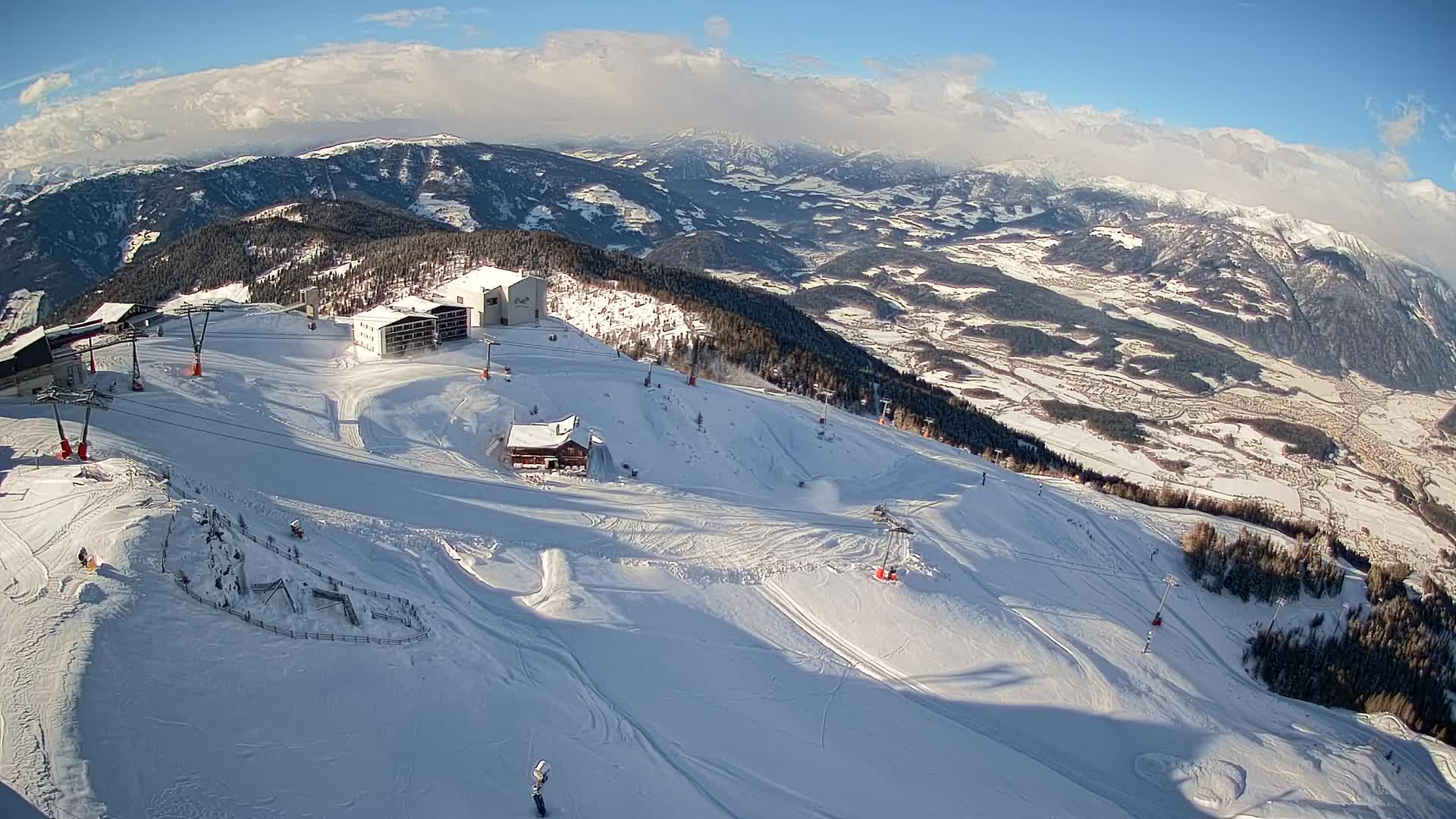 Skigebiet Kronplatz Gipfel | Blick auf Bruneck