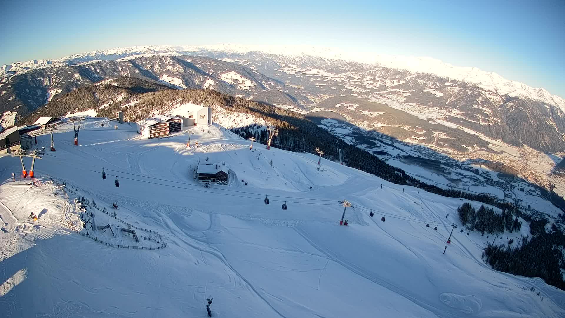 Smučišče Kronplatz – vrh | pogled na Bruneck