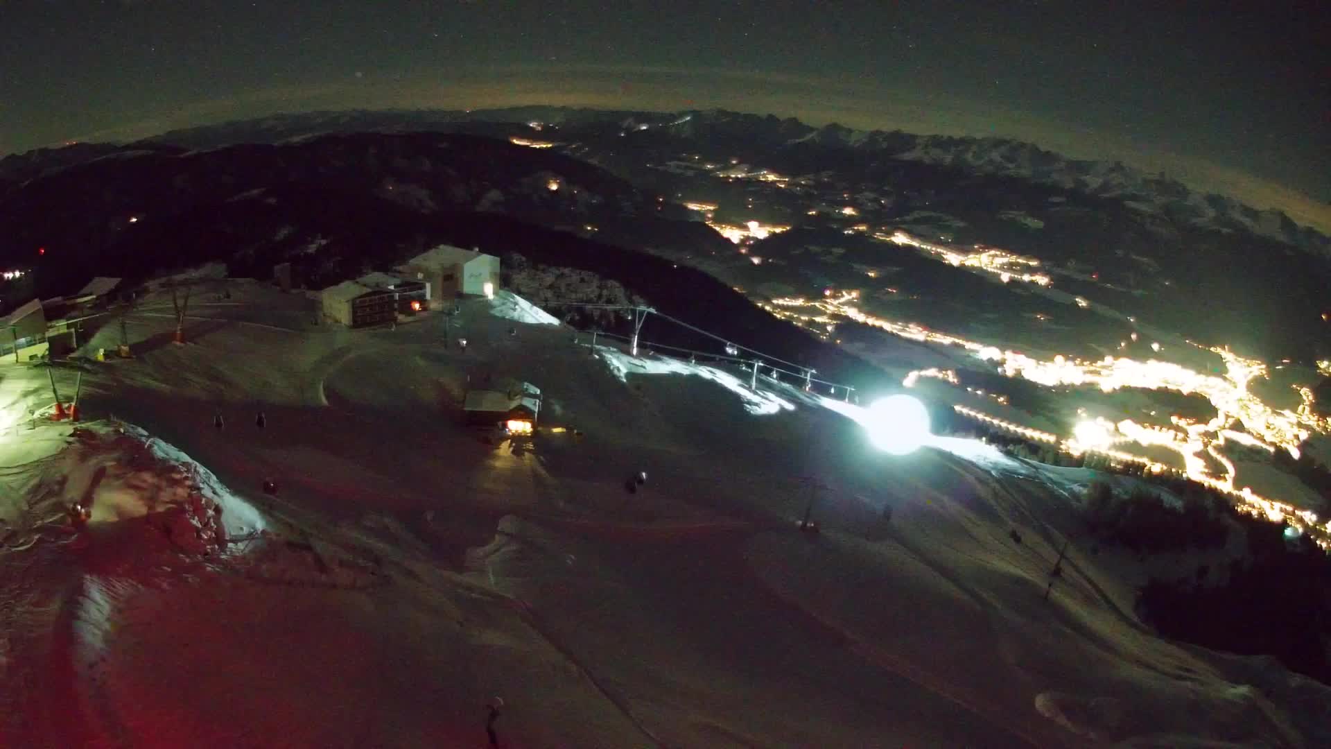 Skigebiet Kronplatz Gipfel | Blick auf Bruneck