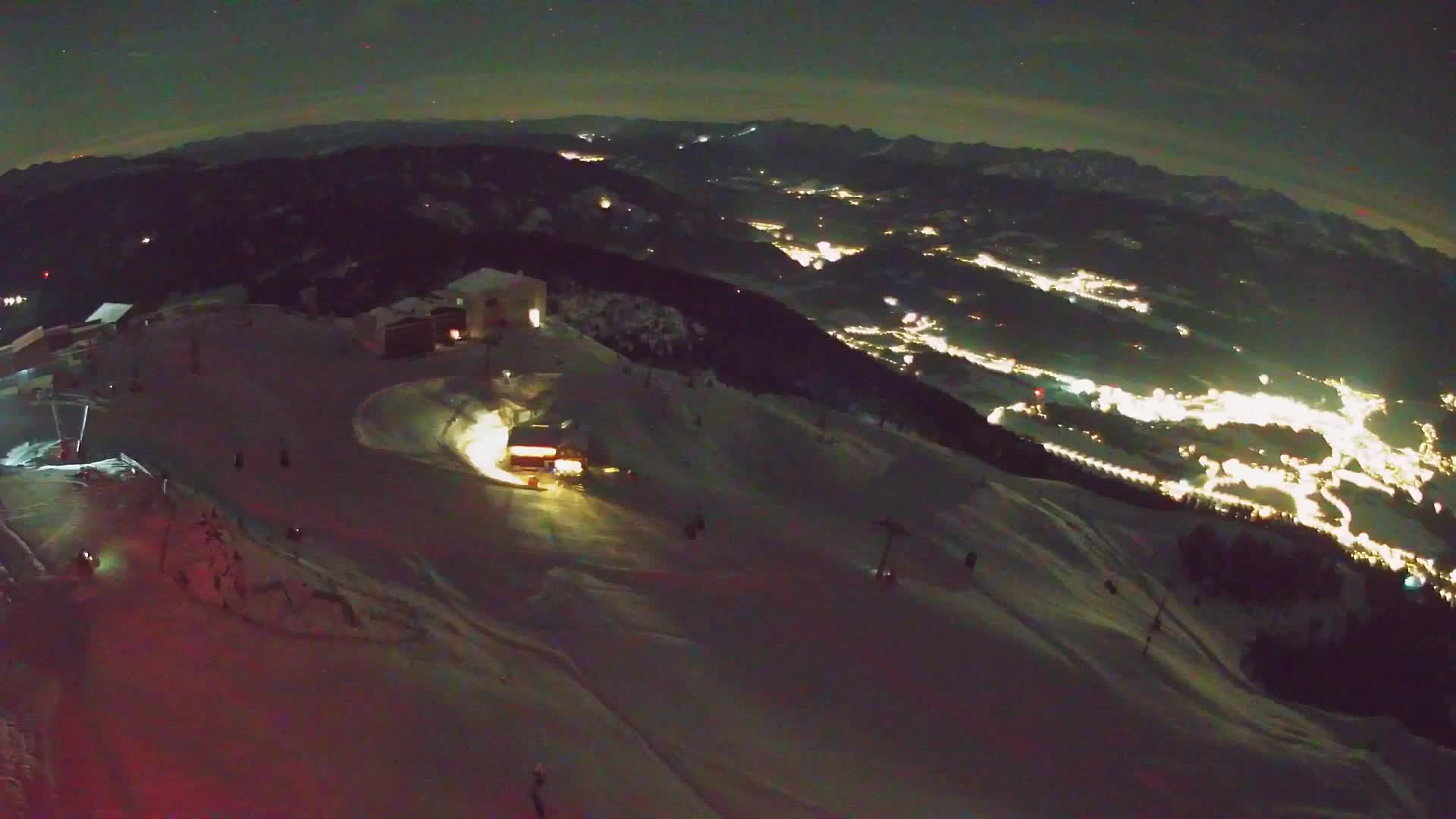 Stazione sciistica di Plan de Corones | vista su Brunico