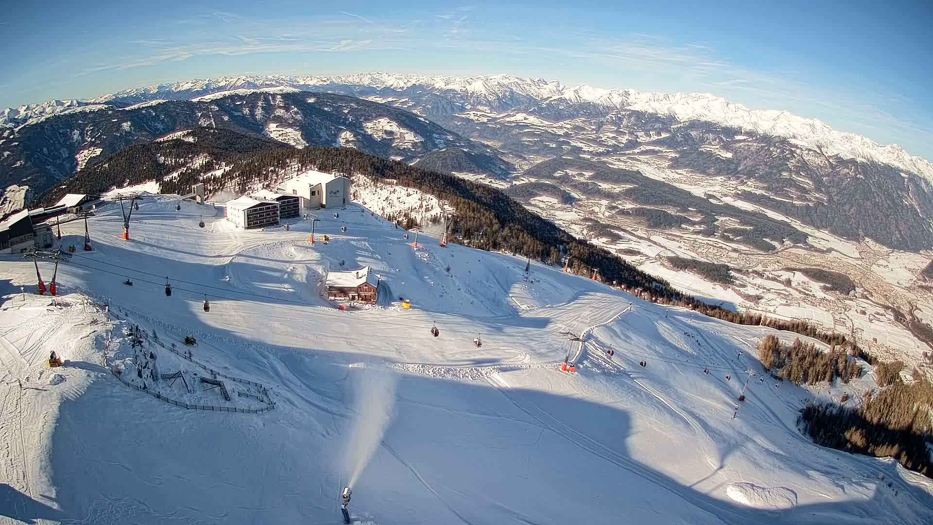 Skigebiet Kronplatz Gipfel | Blick auf Bruneck