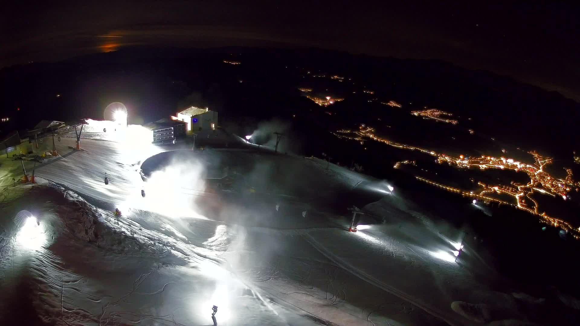 Kronplatz peak Ski resort | view to Bruneck