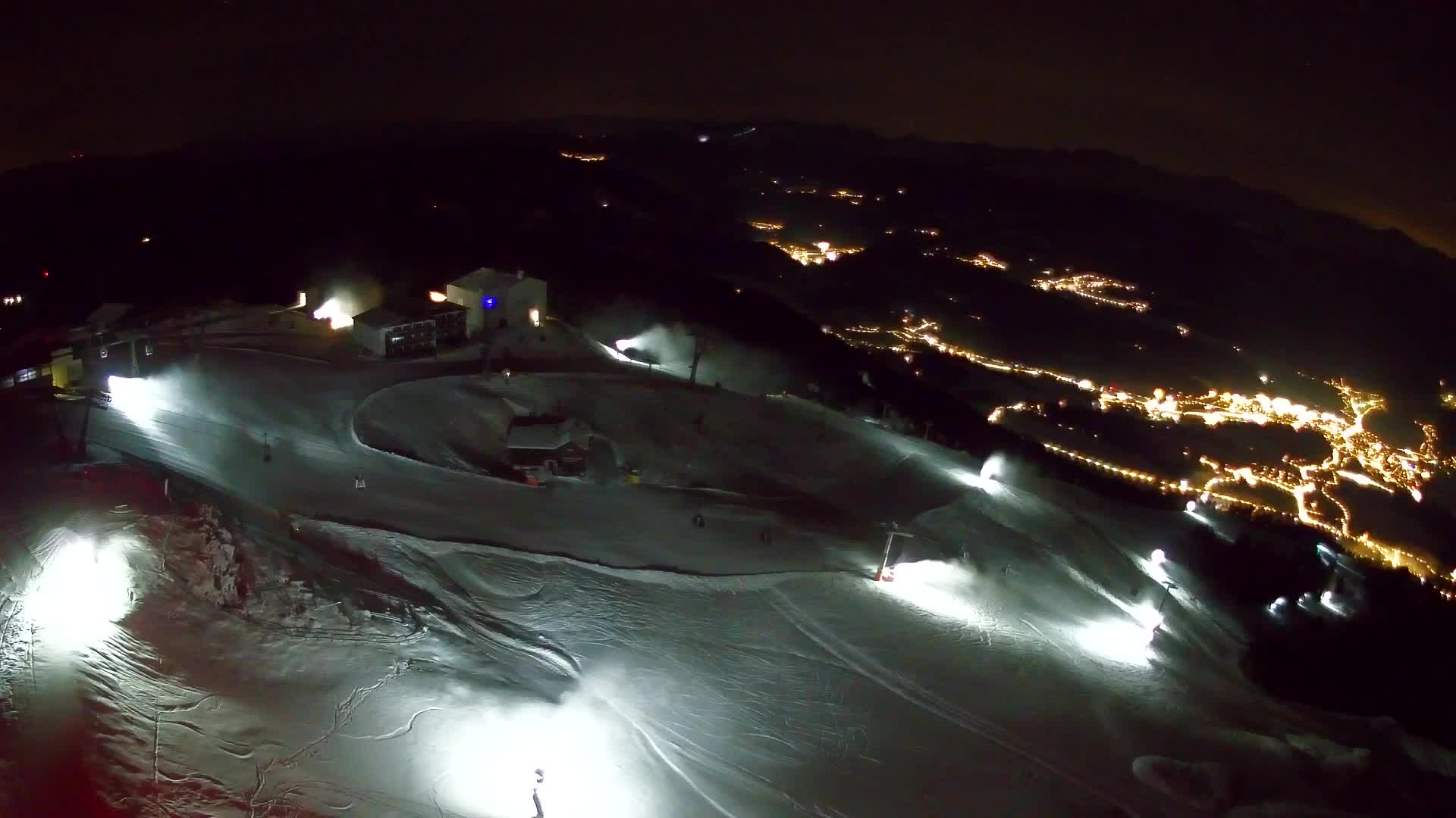 Kronplatz peak Ski resort | view to Bruneck