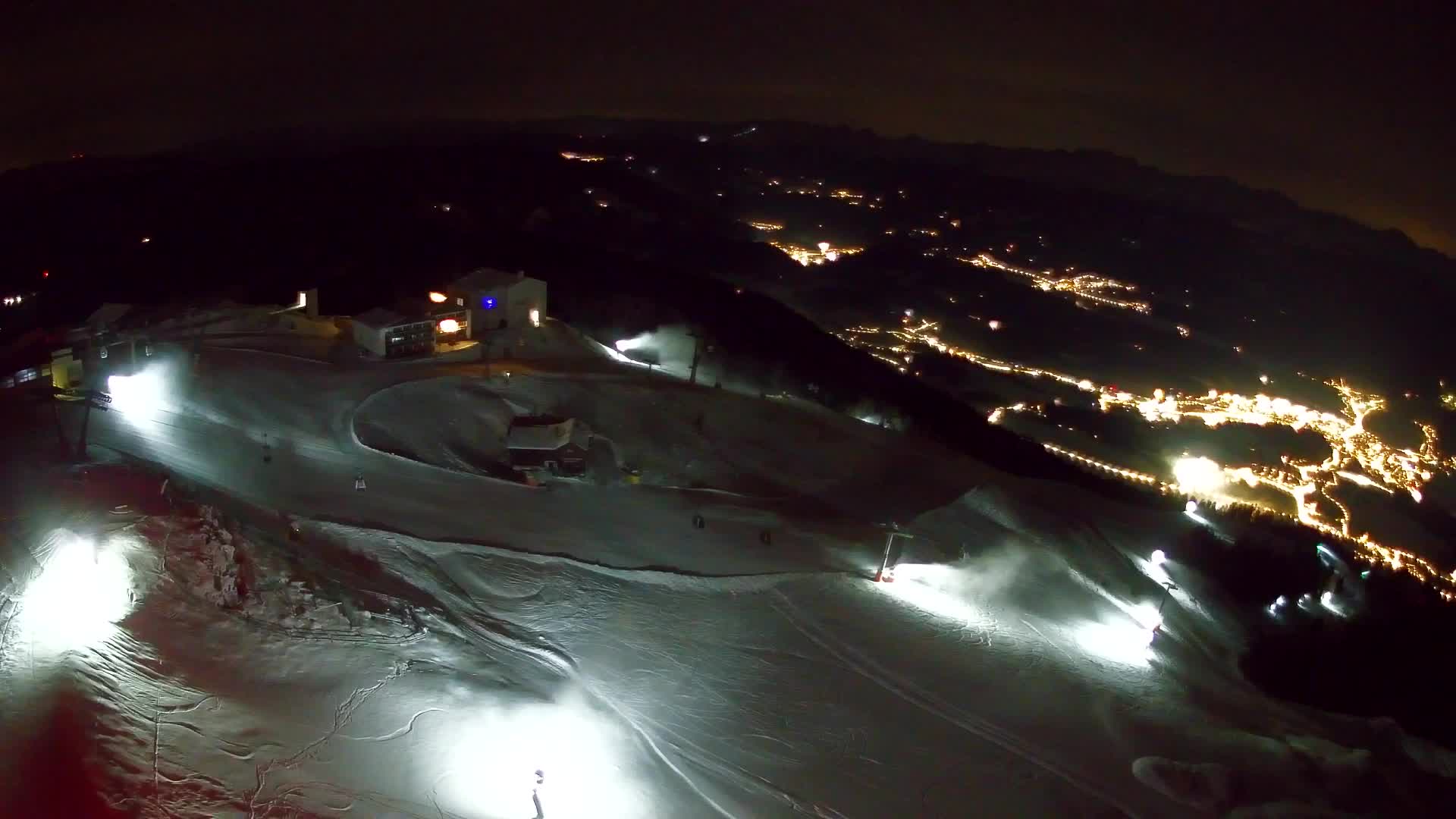 Kronplatz peak Ski resort | view to Bruneck