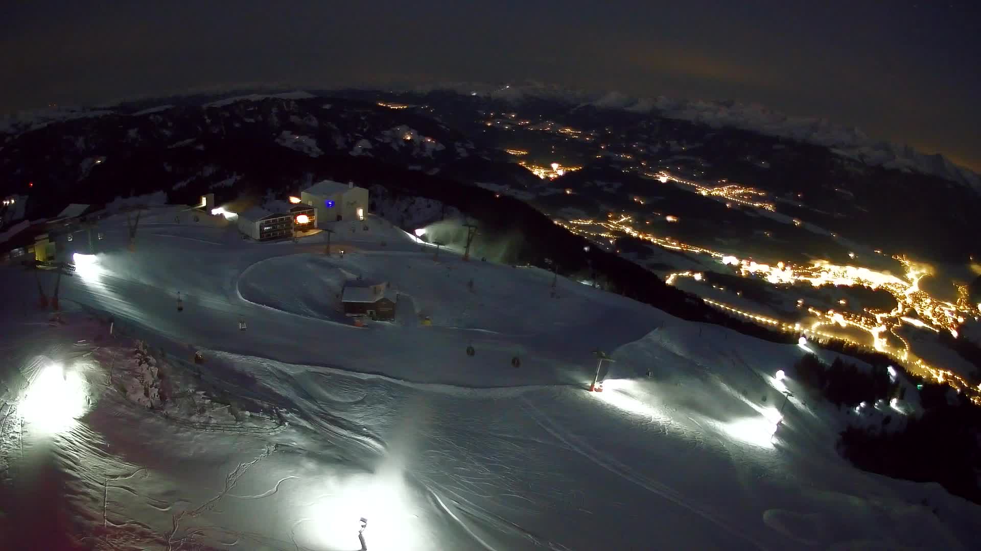 Stazione sciistica di Plan de Corones | vista su Brunico
