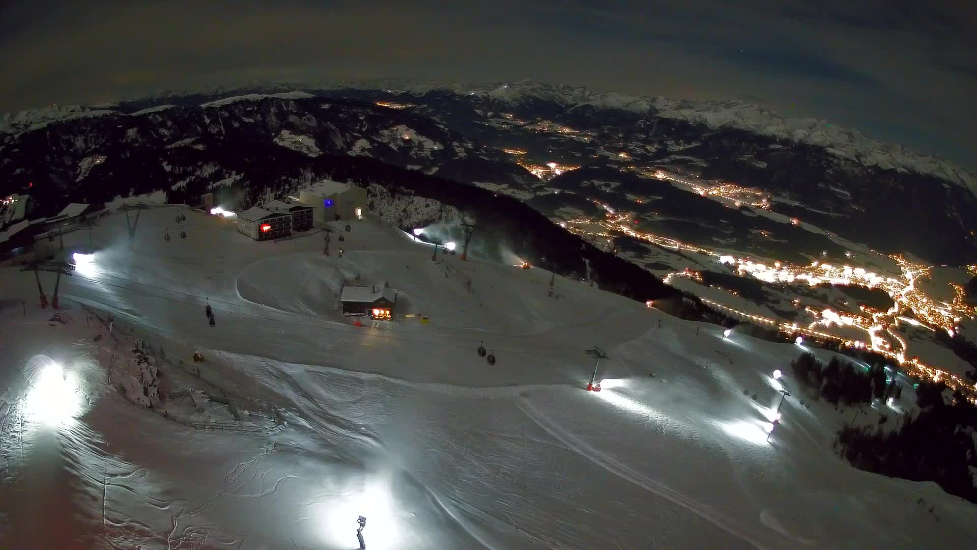 Kronplatz peak Ski resort | view to Bruneck