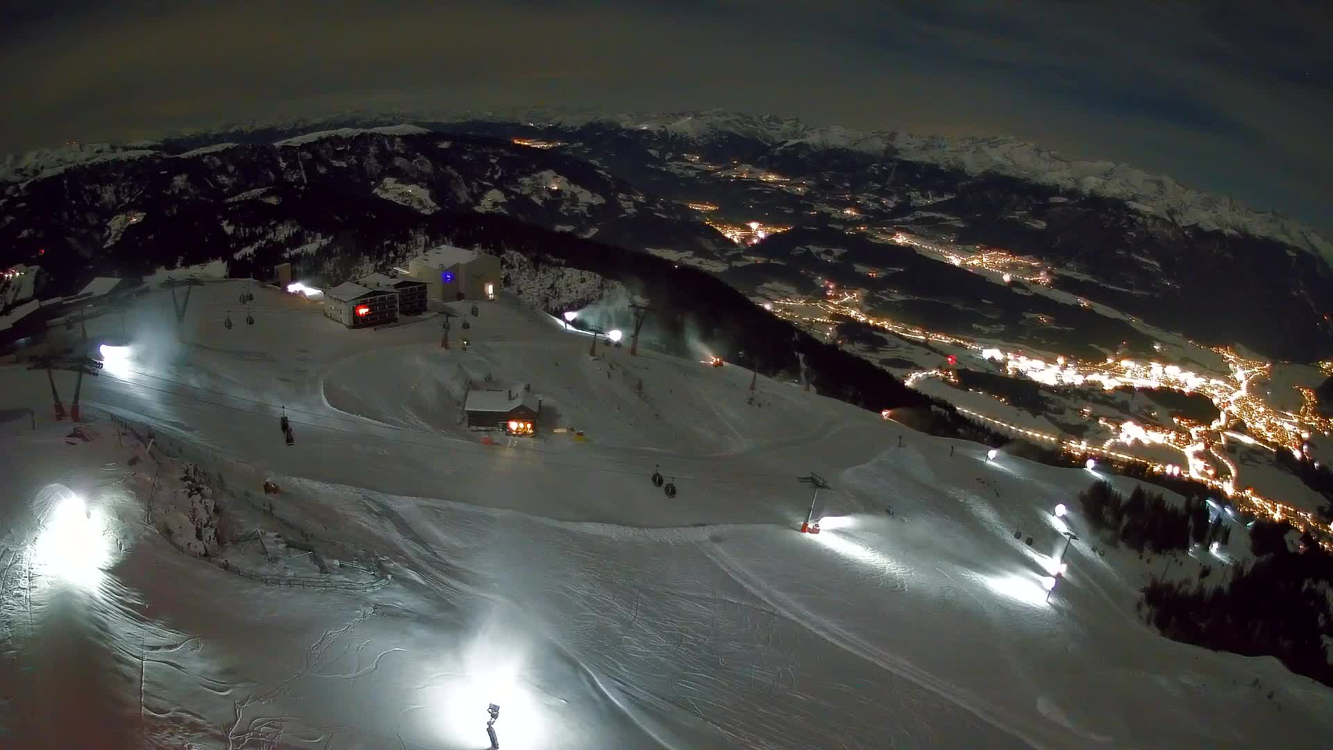 Kronplatz peak Ski resort | view to Bruneck