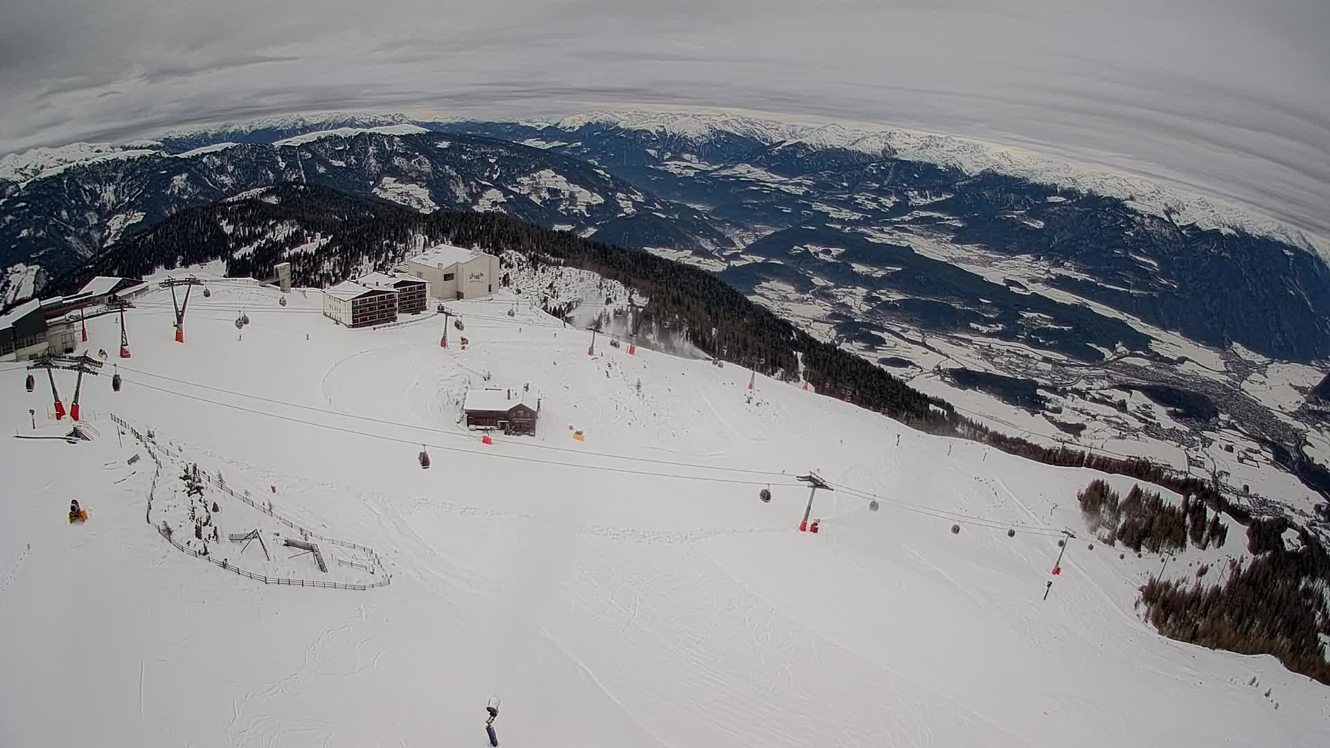 Smučišče Kronplatz – vrh | pogled na Bruneck