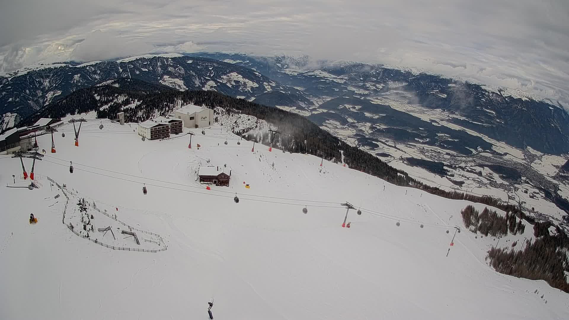 Smučišče Kronplatz – vrh | pogled na Bruneck