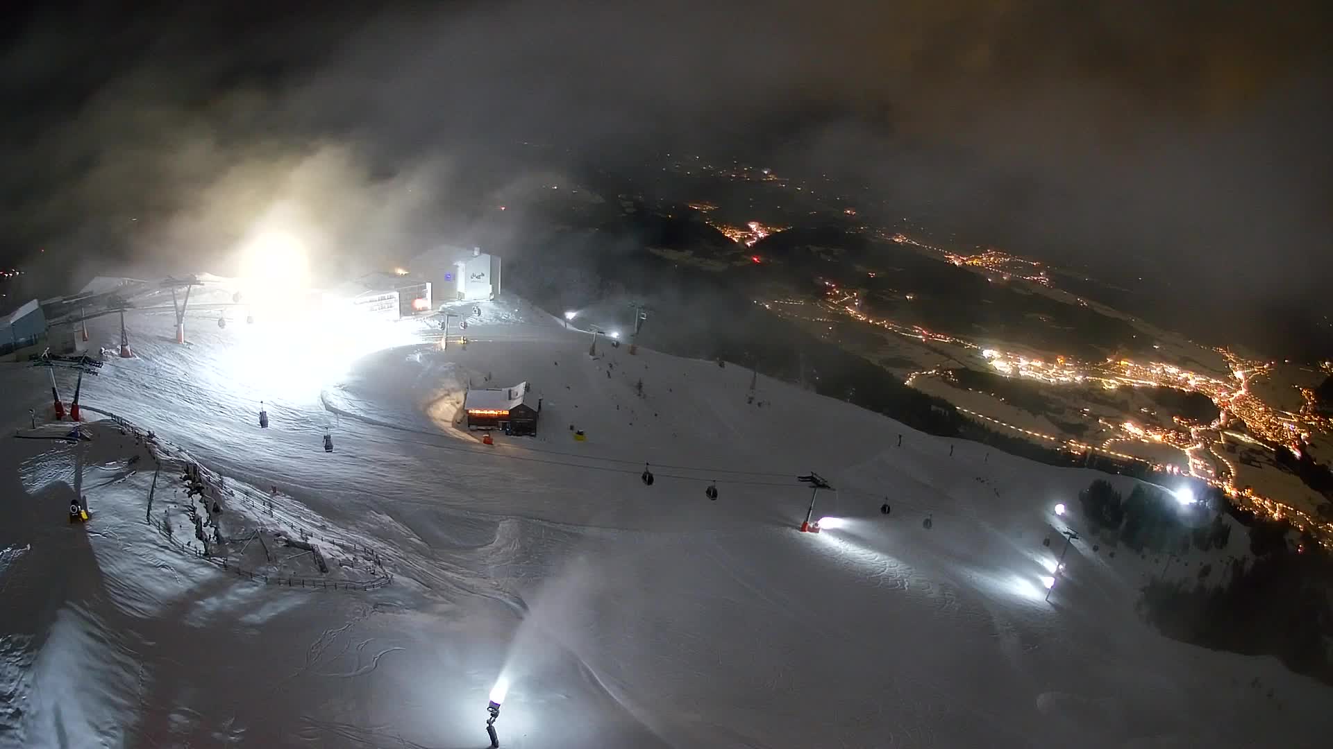 Stazione sciistica di Plan de Corones | vista su Brunico