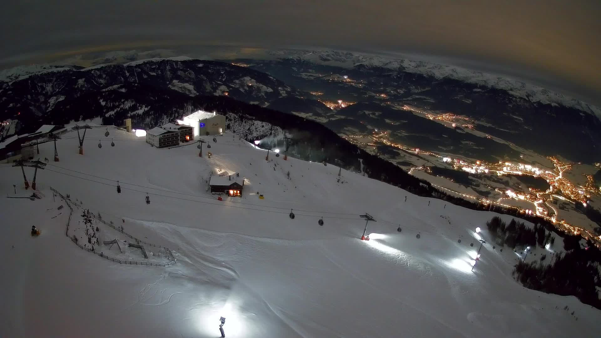 Skigebiet Kronplatz Gipfel | Blick auf Bruneck