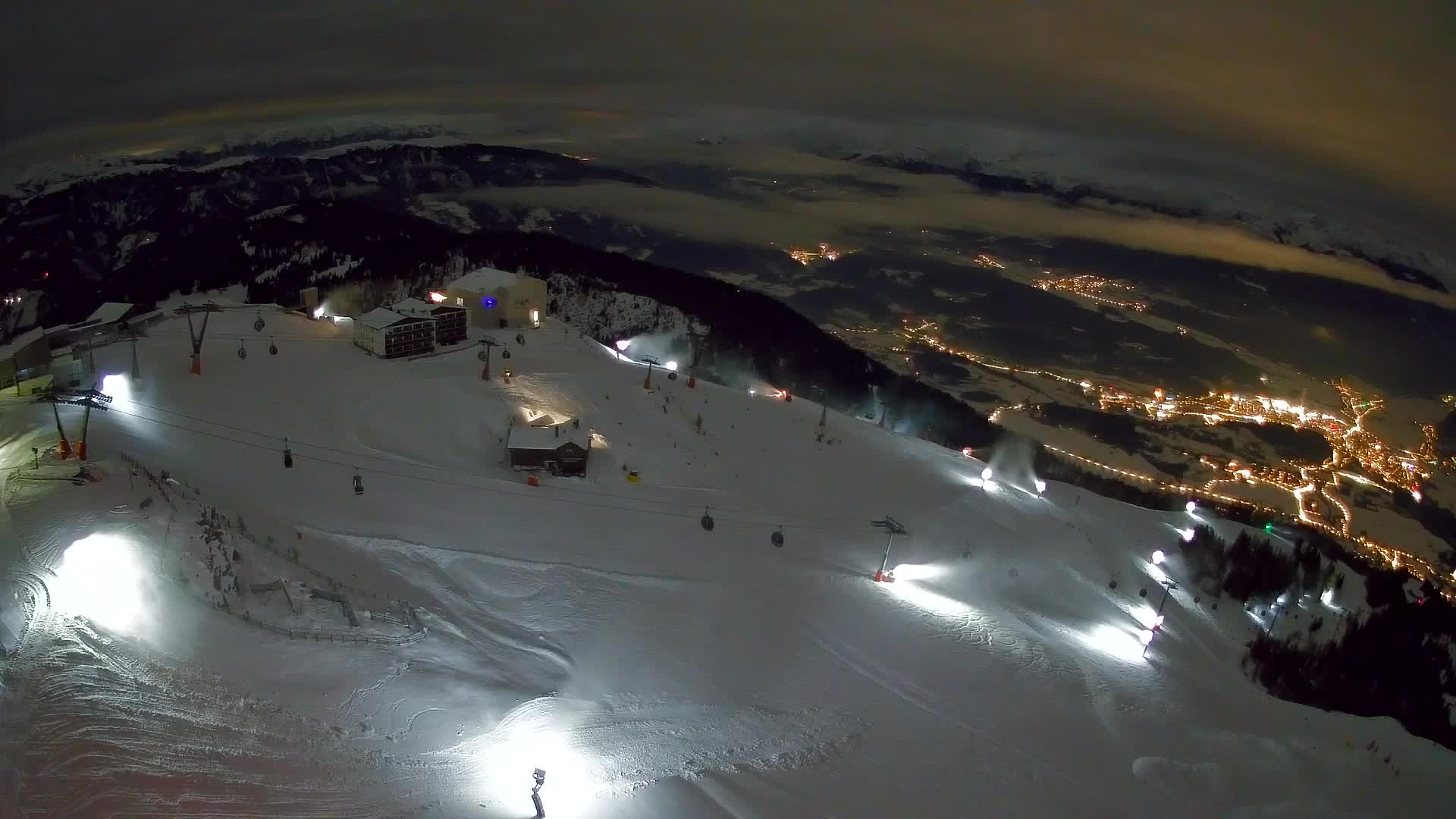 Station de ski Kronplatz sommet | vue sur Brunico