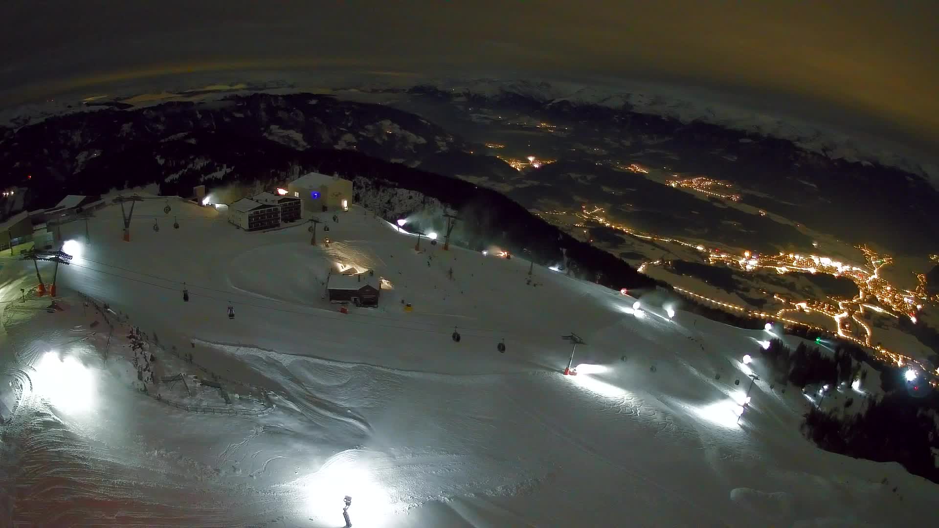 Kronplatz peak Ski resort | view to Bruneck
