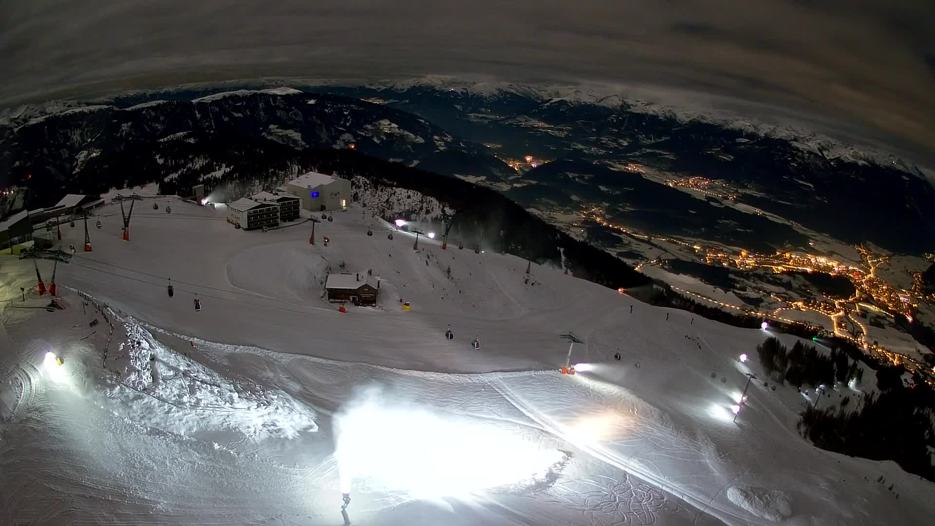 Skigebiet Kronplatz Gipfel | Blick auf Bruneck