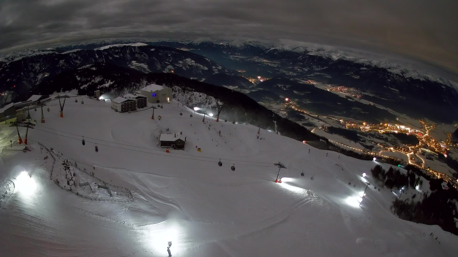 Smučišče Kronplatz – vrh | pogled na Bruneck