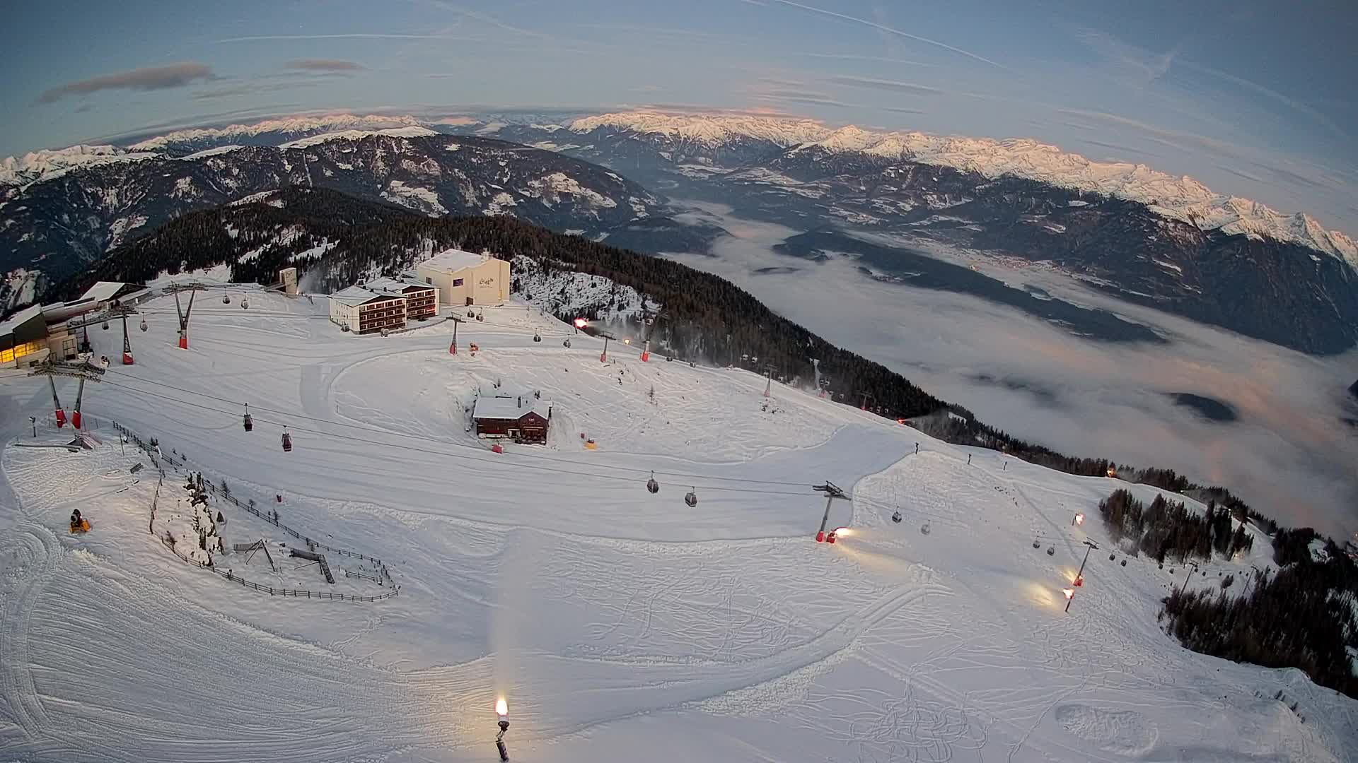 Smučišče Kronplatz – vrh | pogled na Bruneck