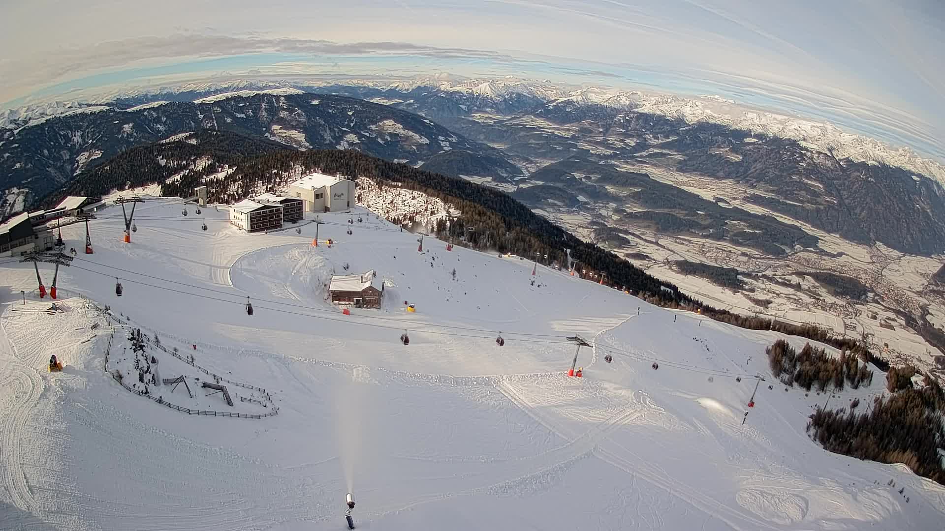 Smučišče Kronplatz – vrh | pogled na Bruneck