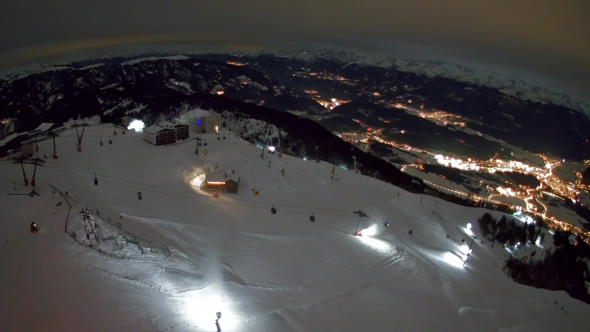 Station de ski Kronplatz sommet | vue sur Brunico