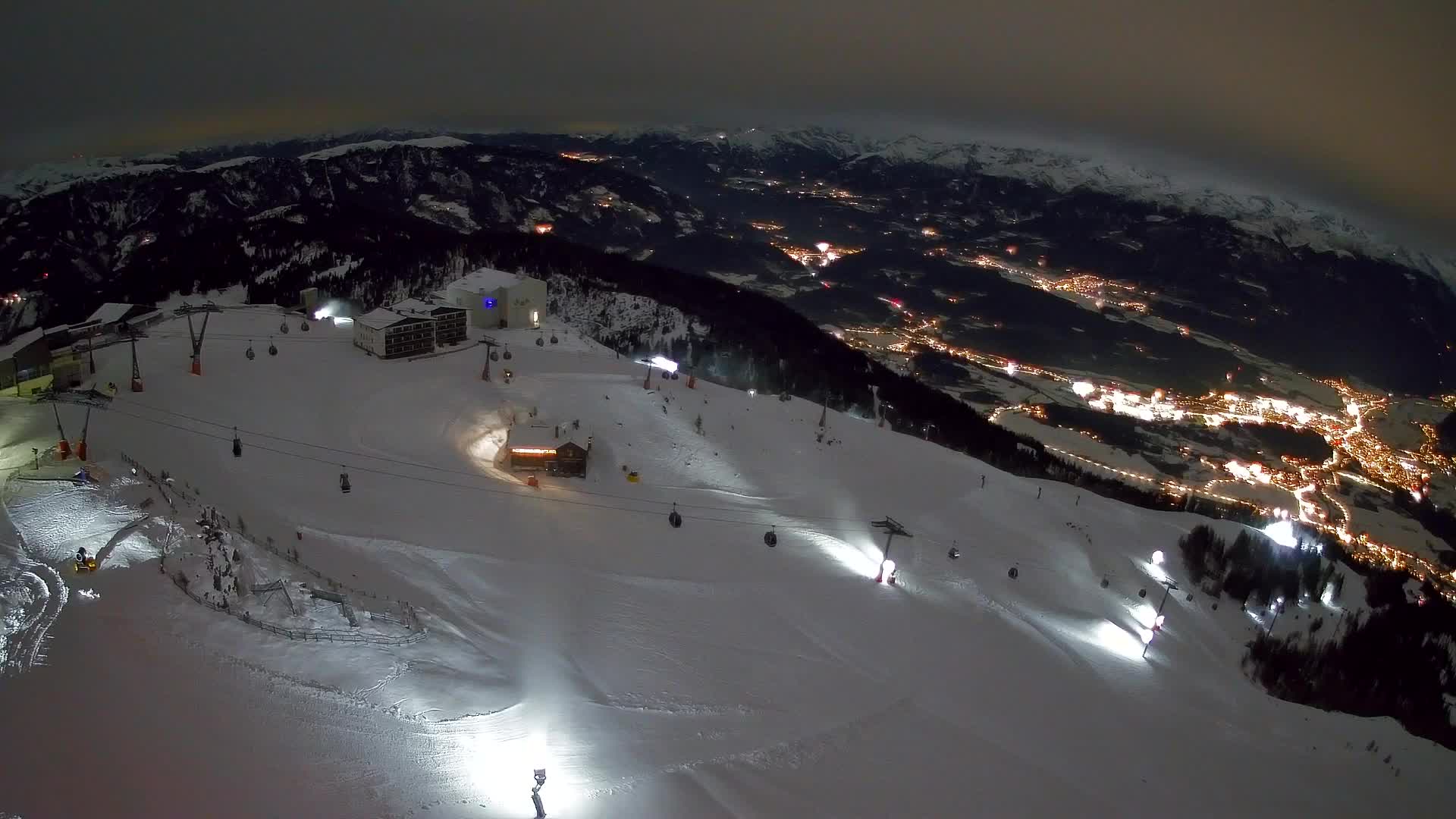 Station de ski Kronplatz sommet | vue sur Brunico