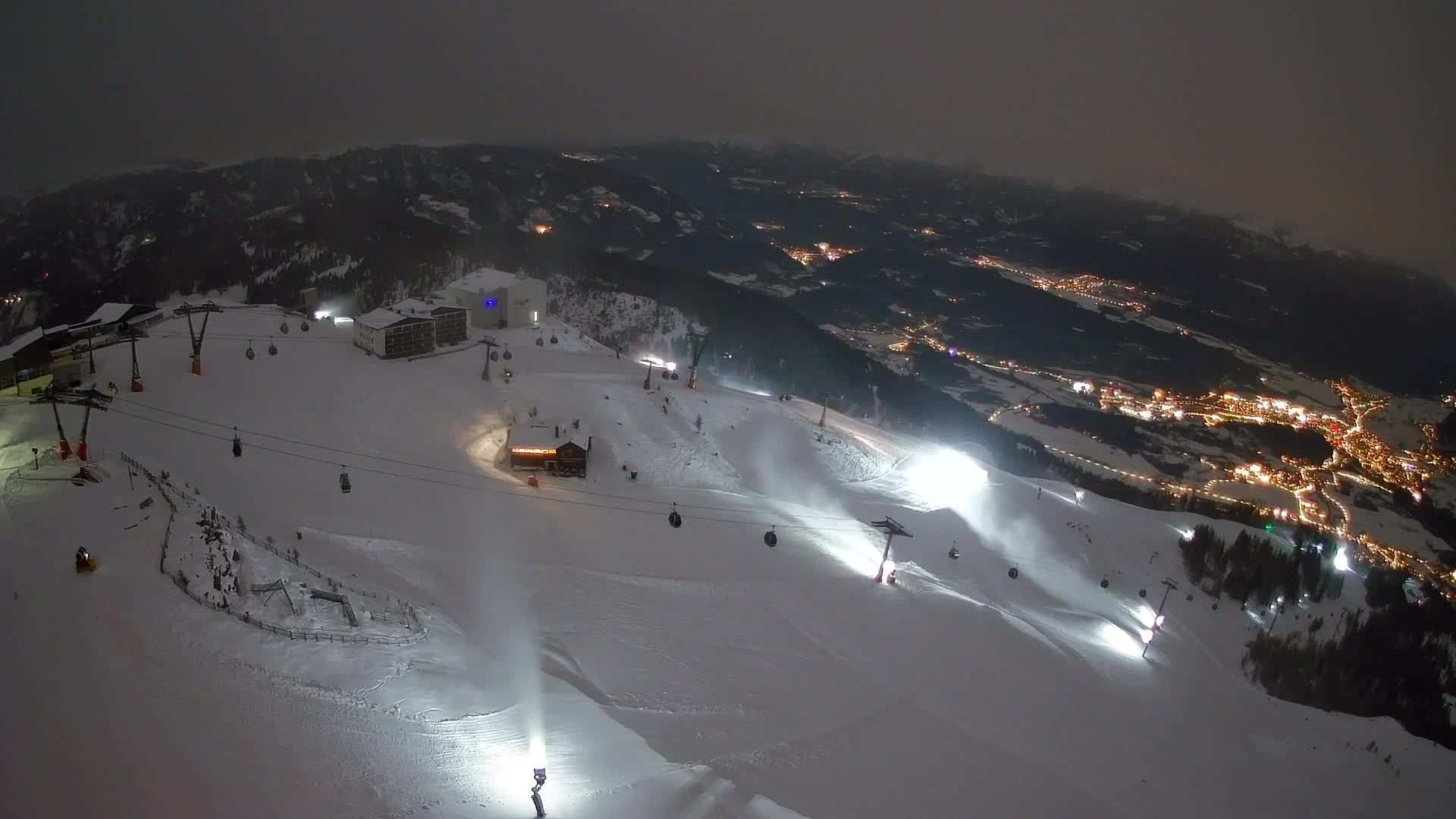 Kronplatz peak Ski resort | view to Bruneck