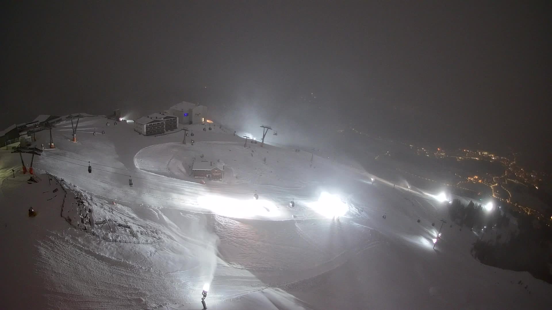 Kronplatz peak Ski resort | view to Bruneck