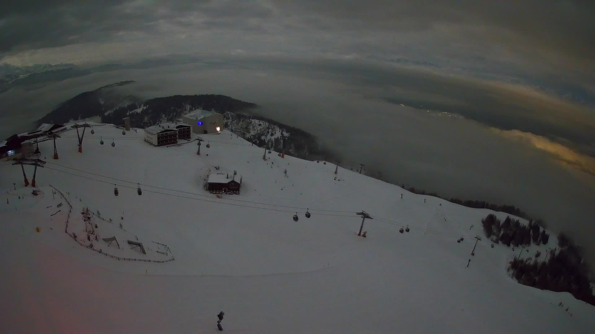 Station de ski Kronplatz sommet | vue sur Brunico
