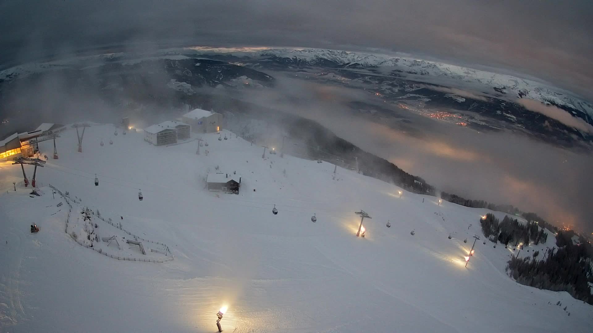 Station de ski Kronplatz sommet | vue sur Brunico