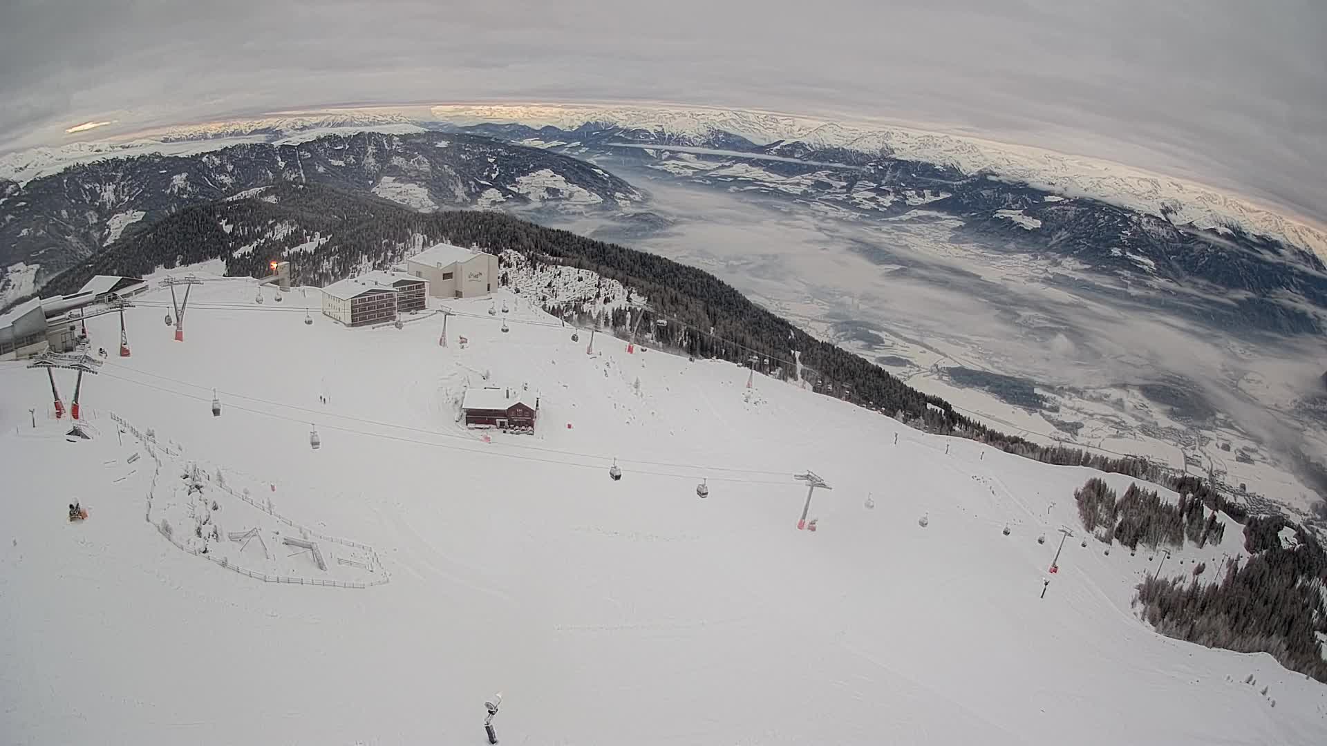 Smučišče Kronplatz – vrh | pogled na Bruneck