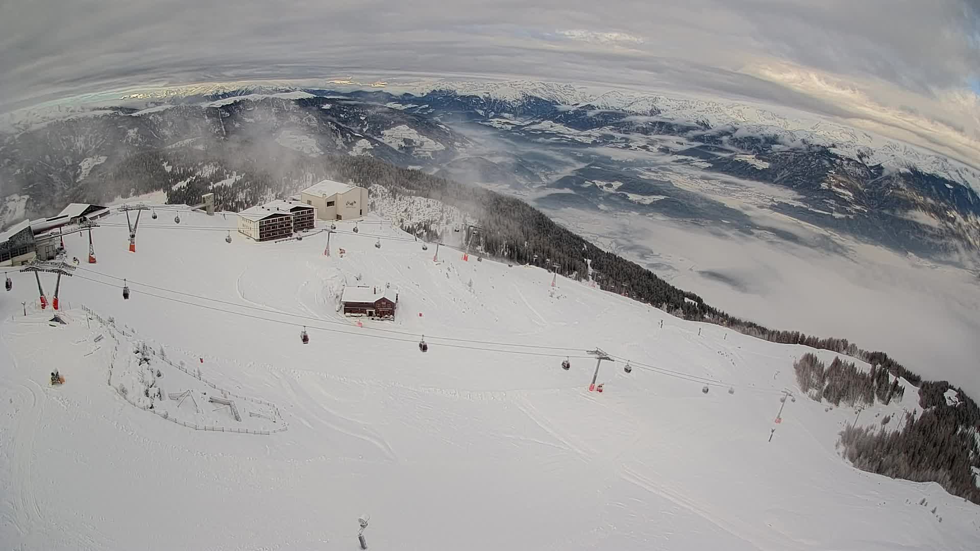 Smučišče Kronplatz – vrh | pogled na Bruneck