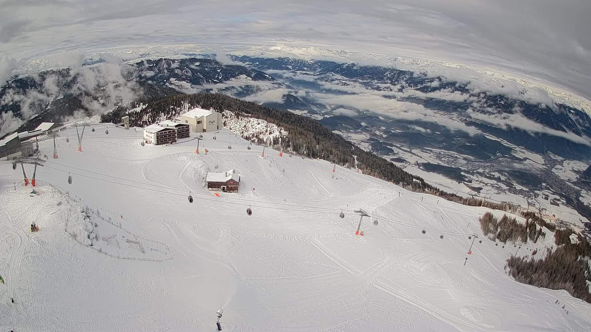 Smučišče Kronplatz – vrh | pogled na Bruneck