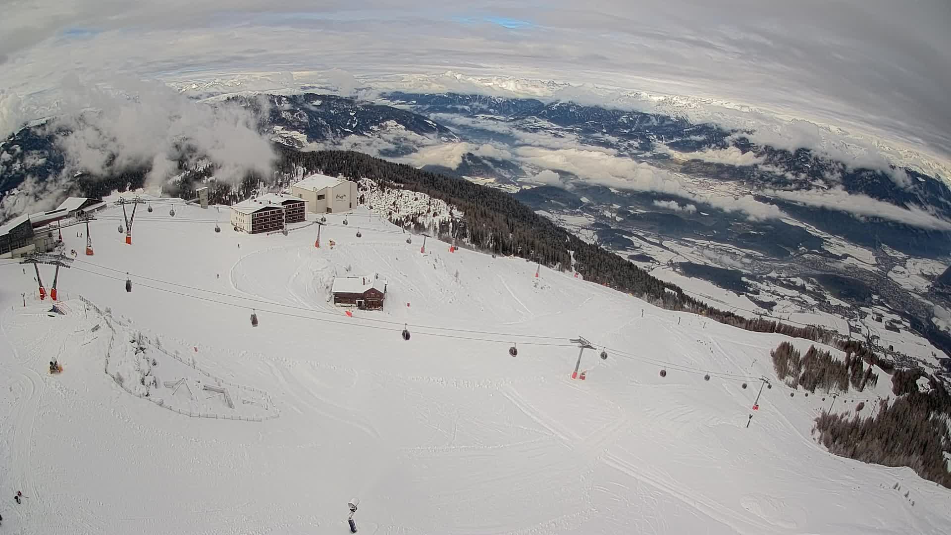 Smučišče Kronplatz – vrh | pogled na Bruneck