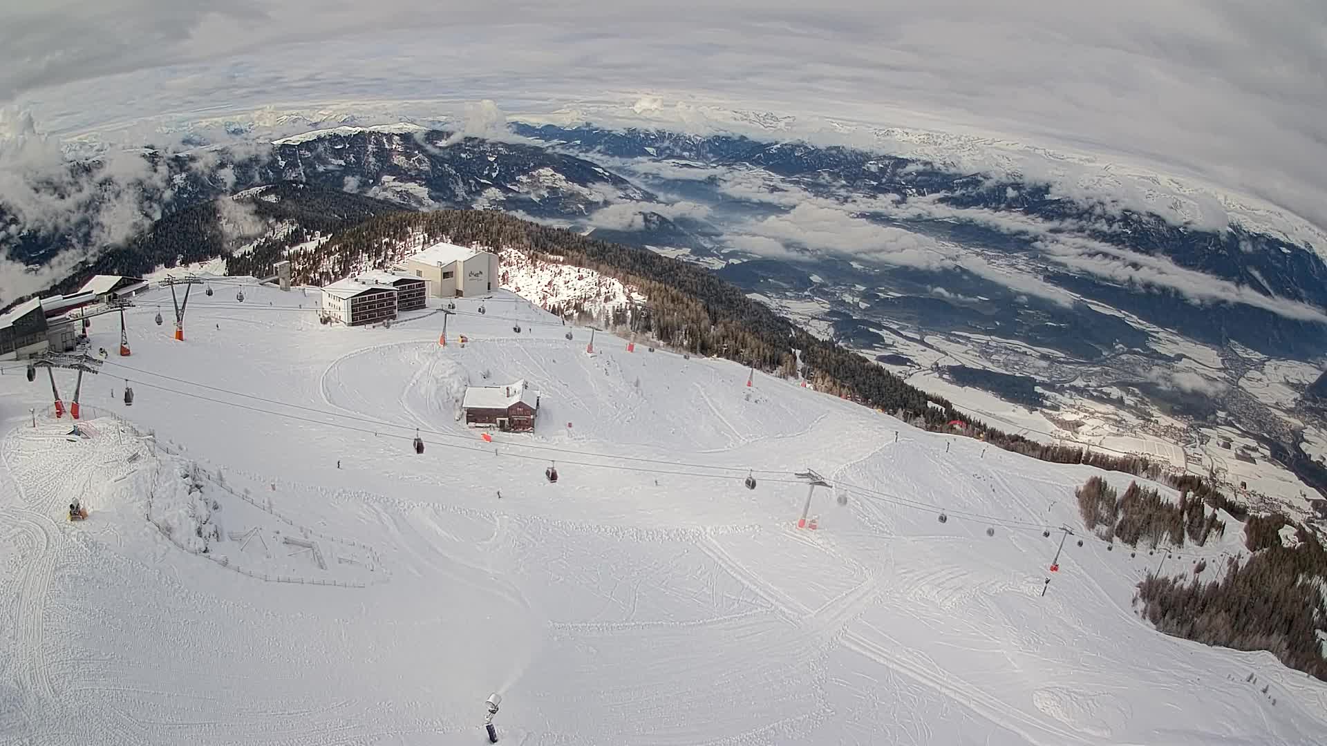 Smučišče Kronplatz – vrh | pogled na Bruneck