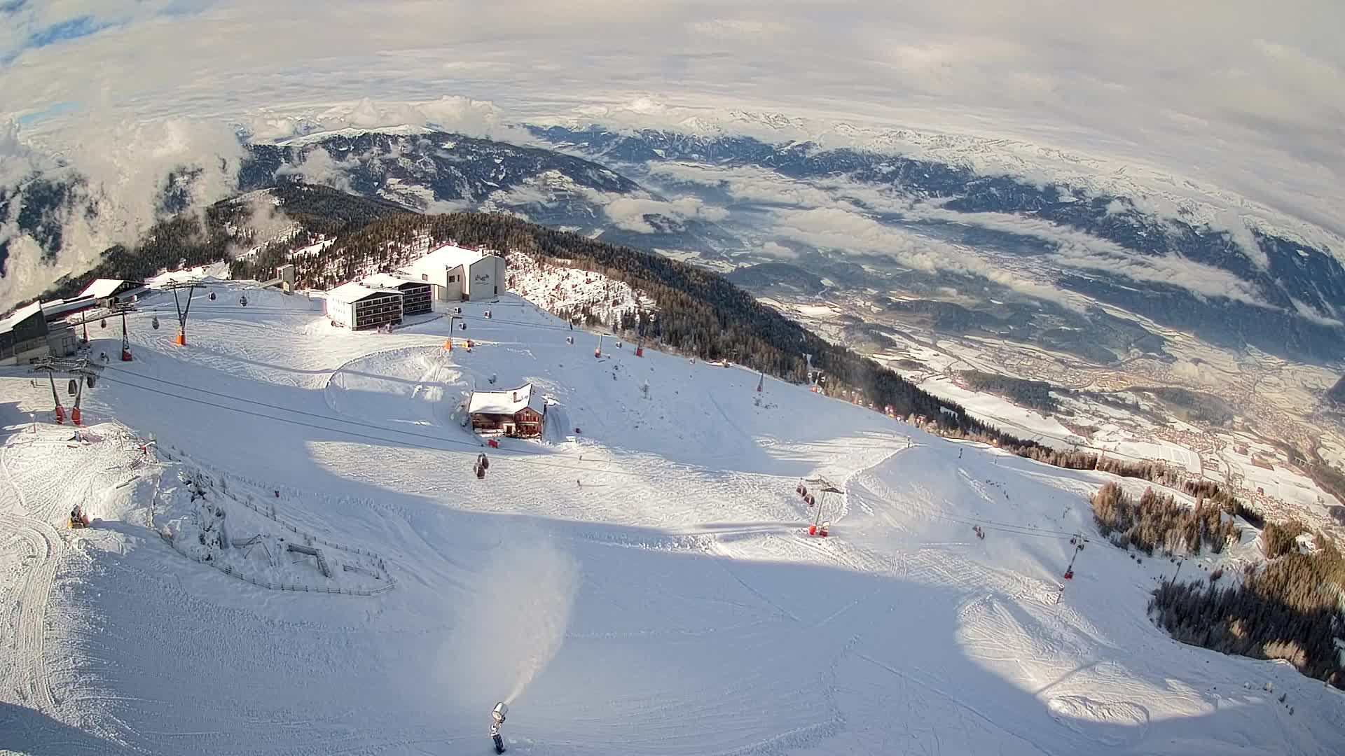 Station de ski Kronplatz sommet | vue sur Brunico