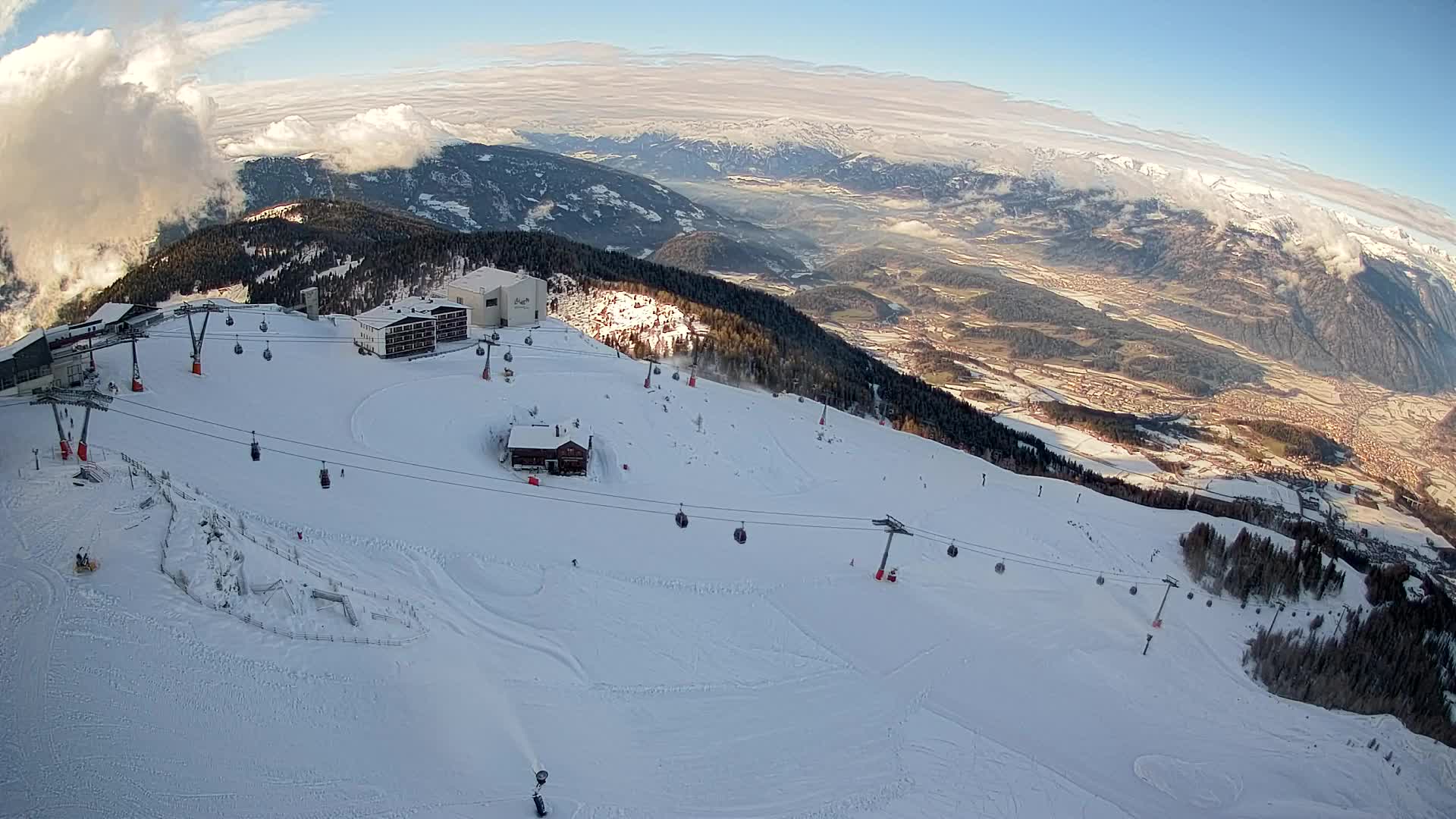 Stazione sciistica di Plan de Corones | vista su Brunico