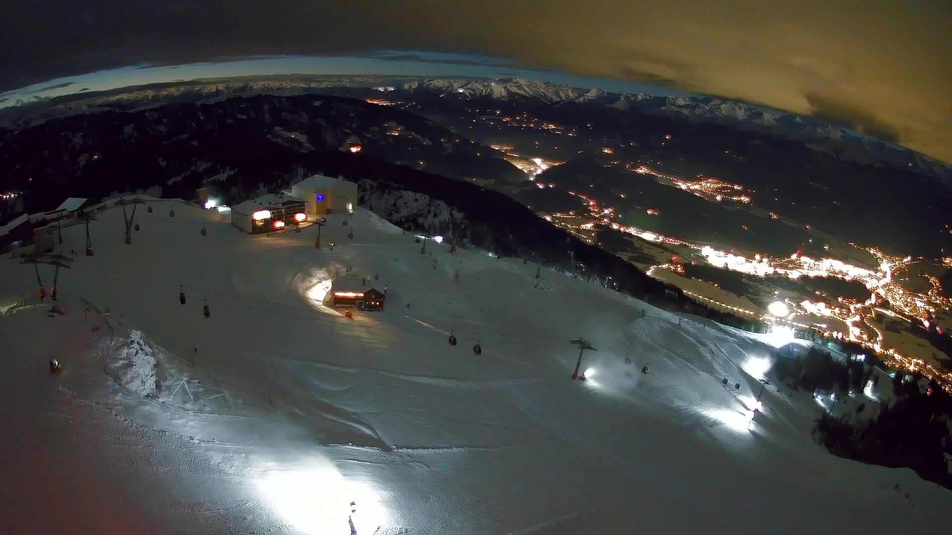 Kronplatz peak Ski resort | view to Bruneck