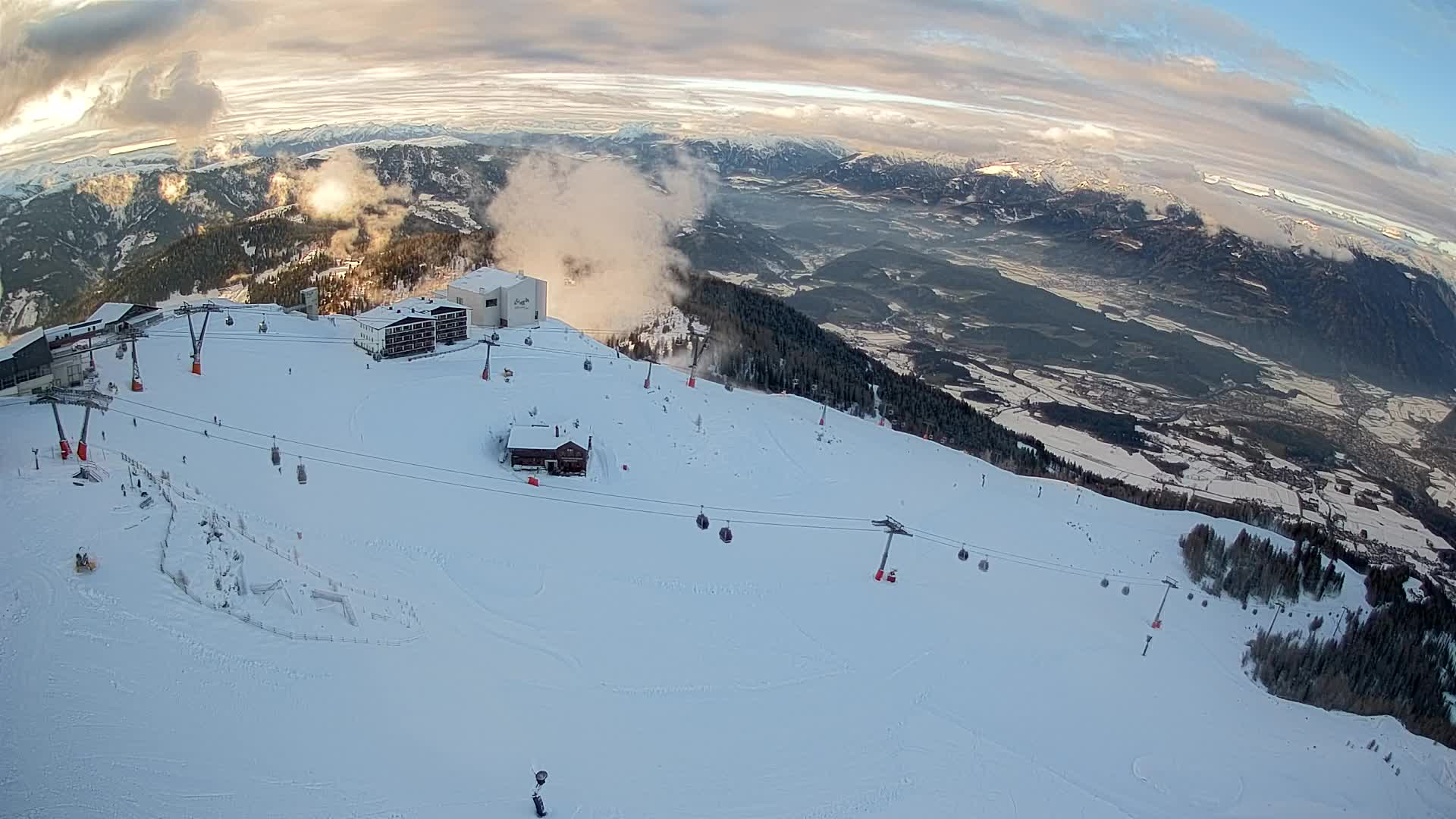 Station de ski Kronplatz sommet | vue sur Brunico