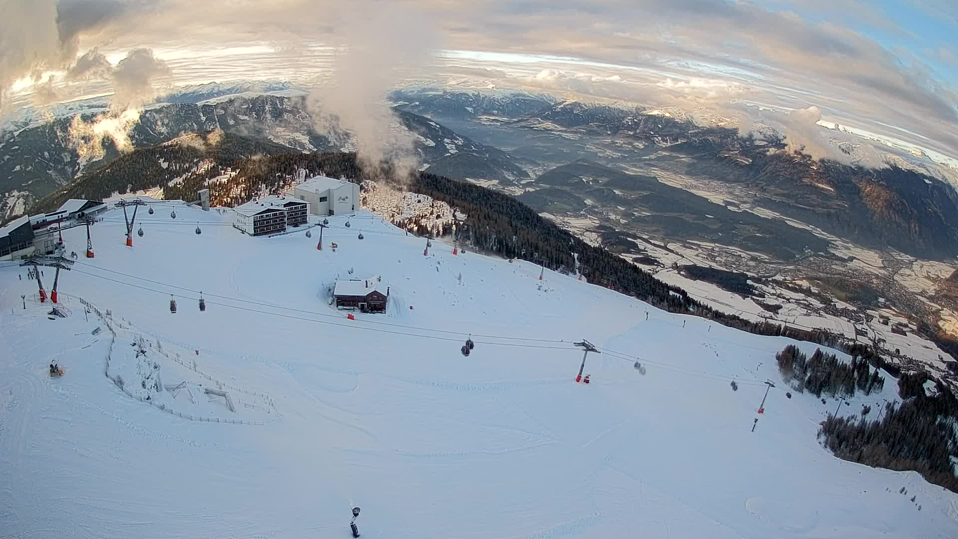 Smučišče Kronplatz – vrh | pogled na Bruneck