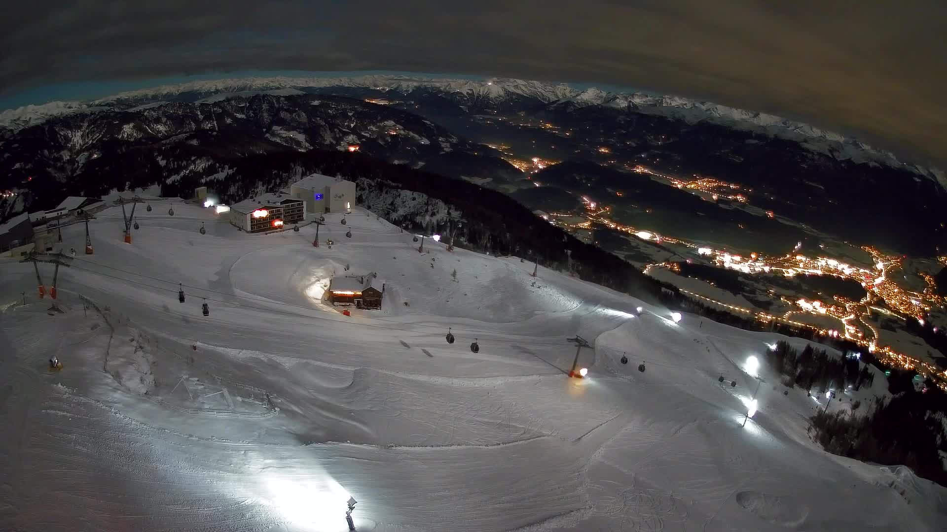 Kronplatz peak Ski resort | view to Bruneck