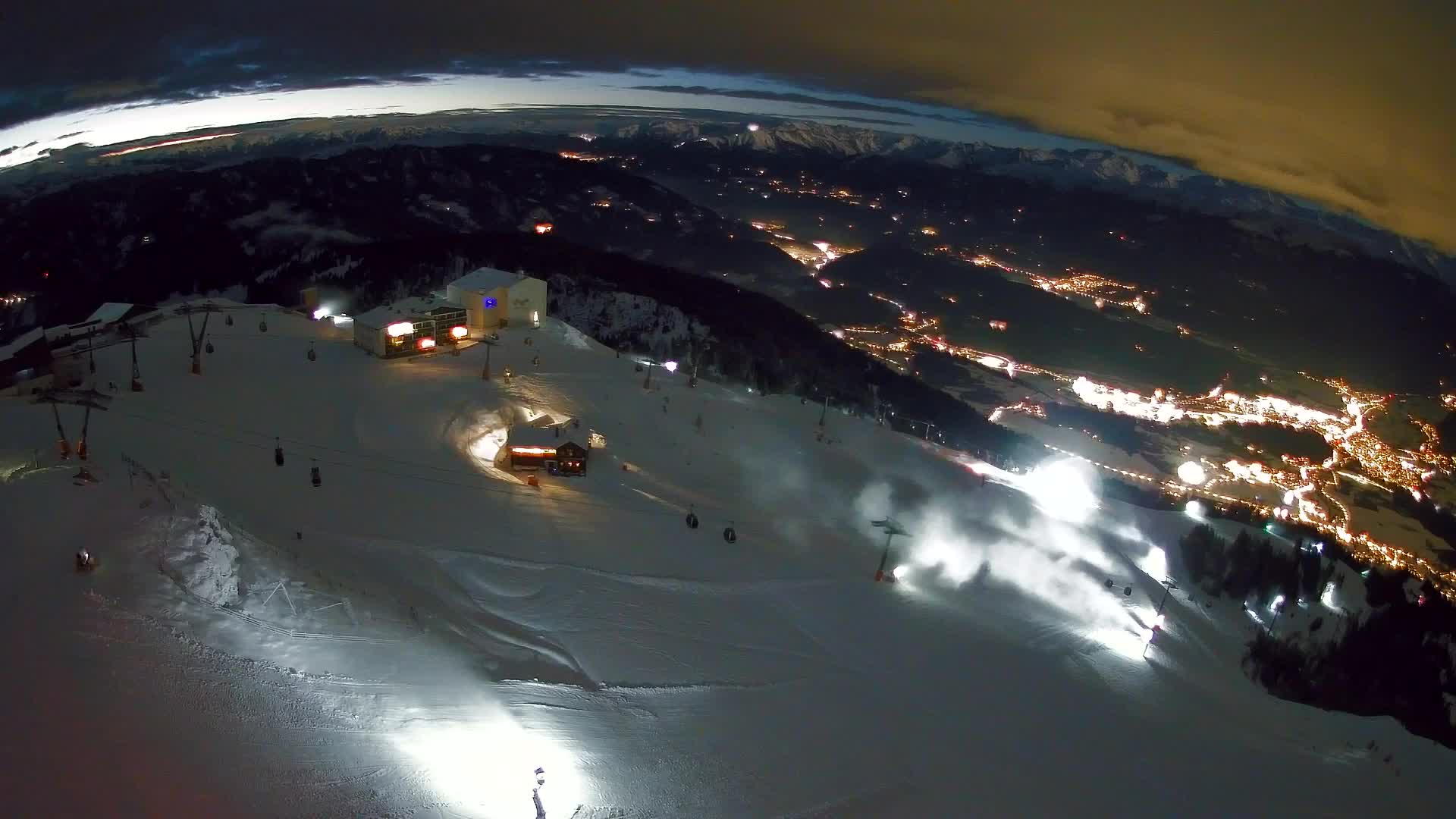 Station de ski Kronplatz sommet | vue sur Brunico