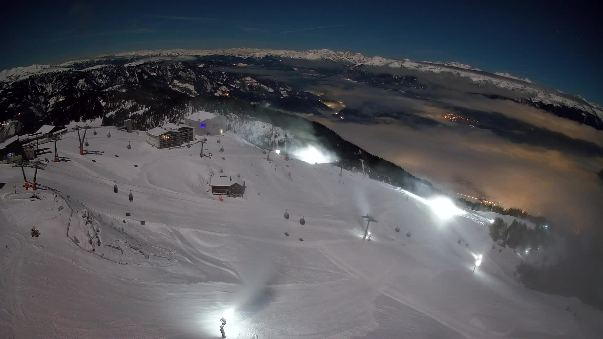 Kronplatz peak Ski resort | view to Bruneck