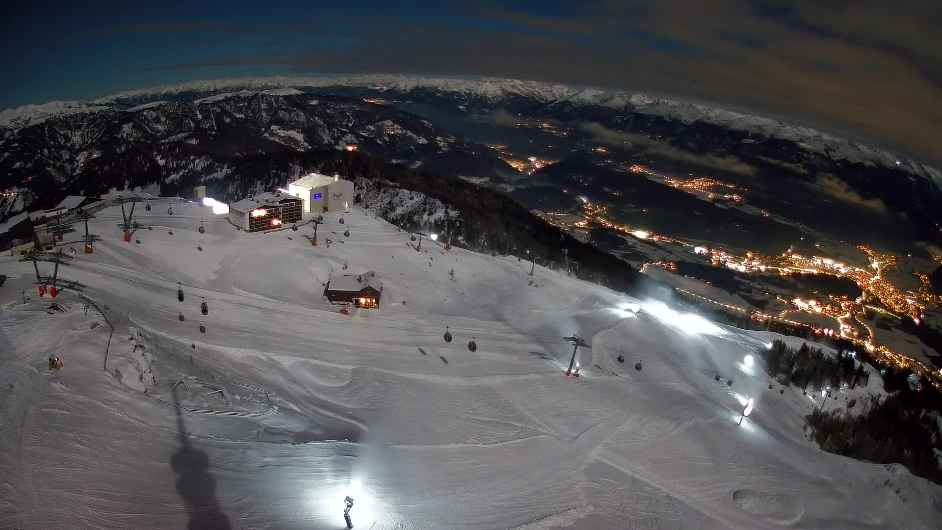 Kronplatz peak Ski resort | view to Bruneck