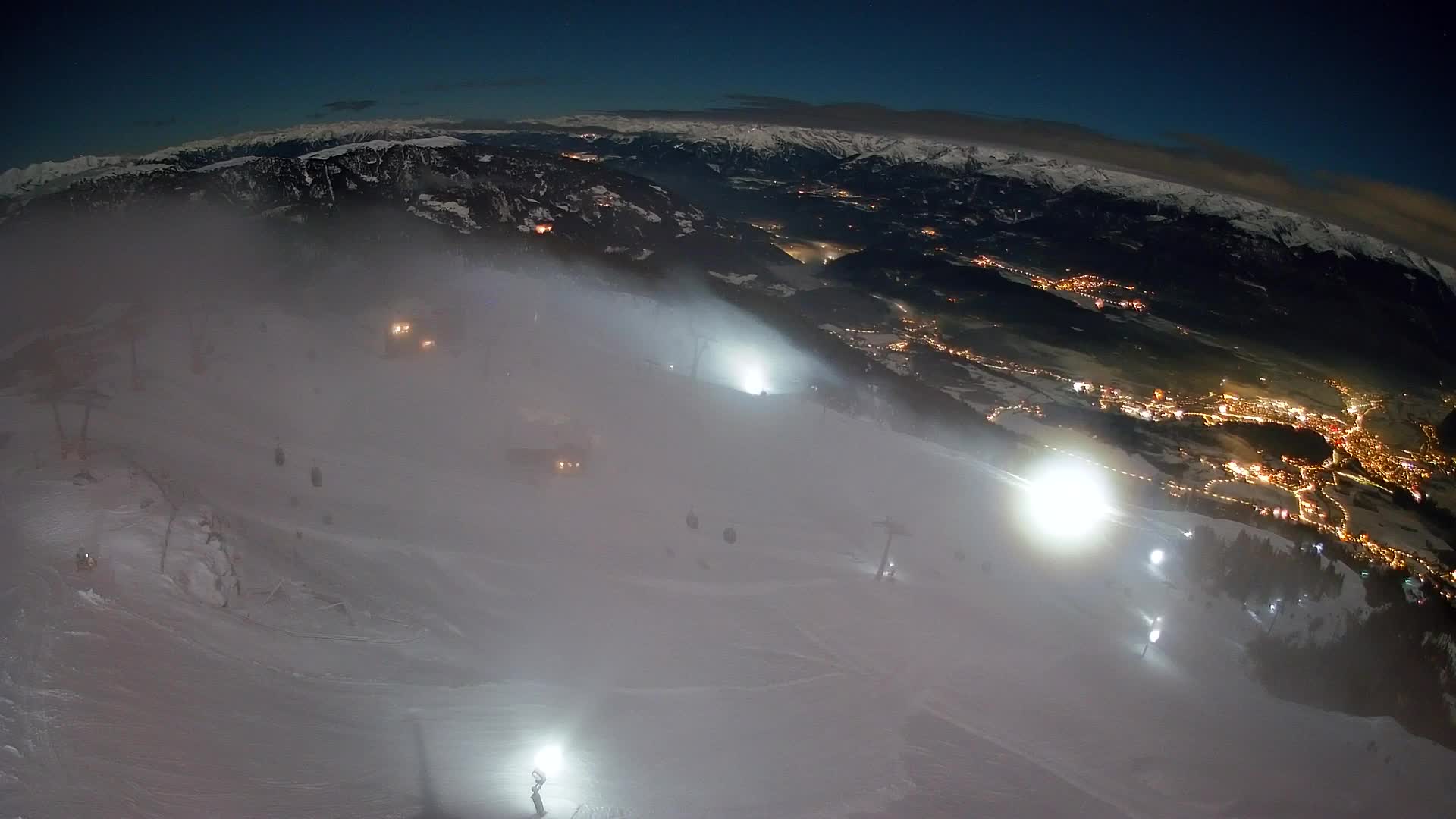 Cima estación de esquí Kronplatz | vista hacia Brunico
