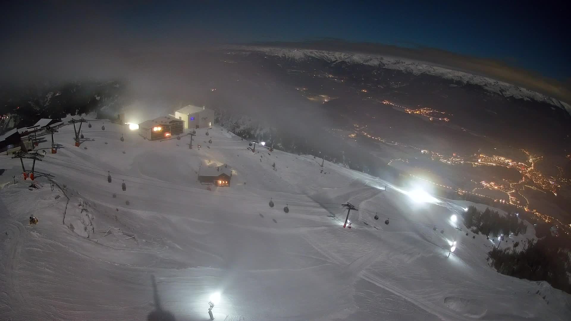 Kronplatz peak Ski resort | view to Bruneck