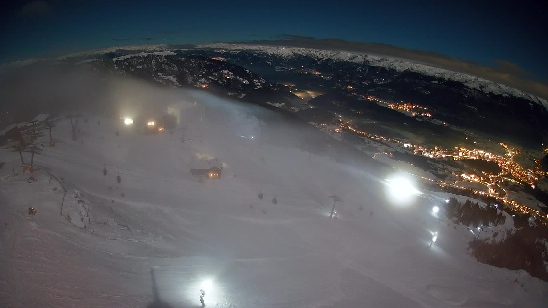 Kronplatz peak Ski resort | view to Bruneck