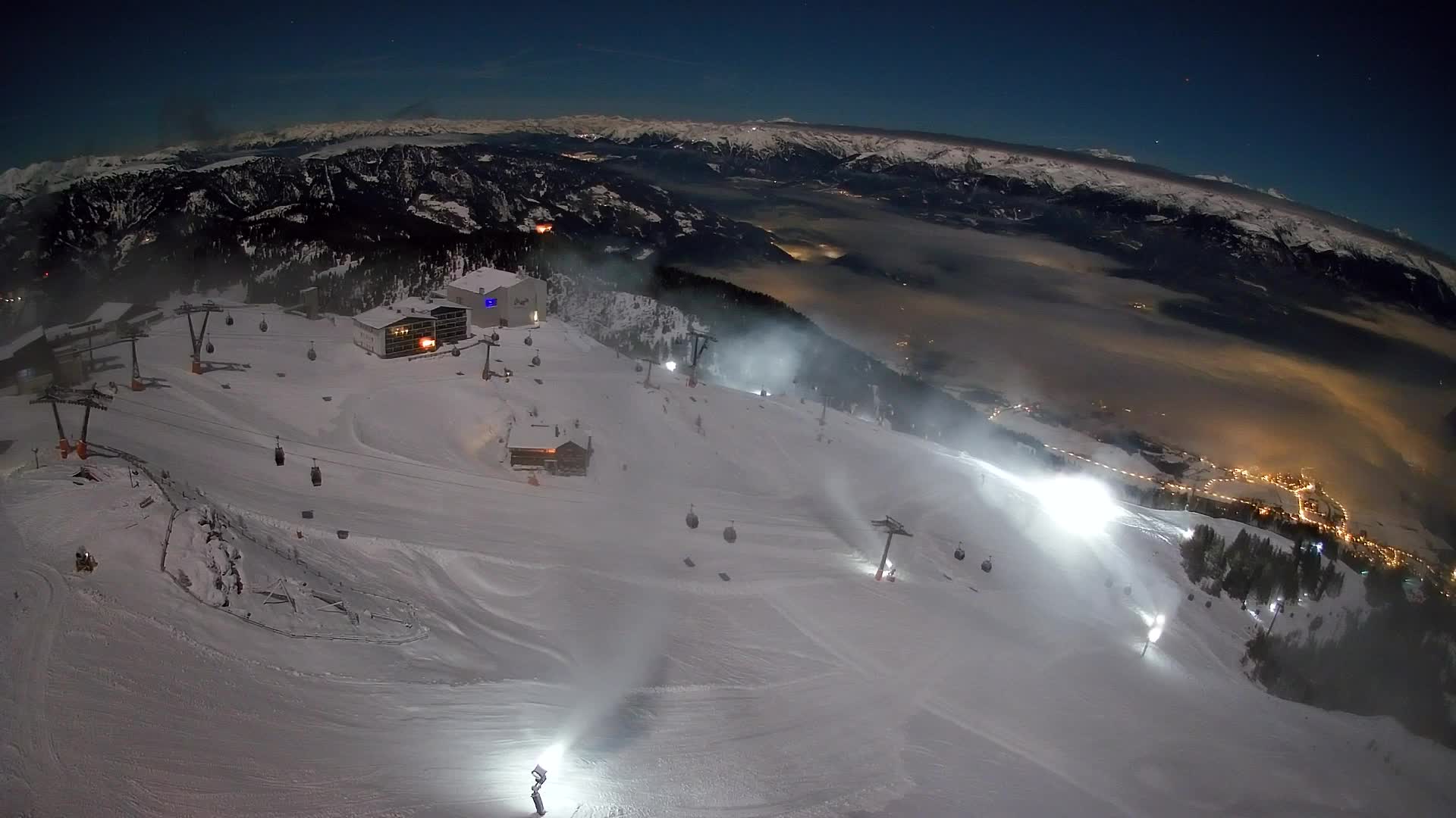 Skigebiet Kronplatz Gipfel | Blick auf Bruneck